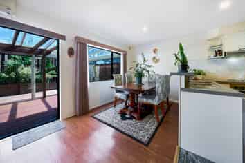 8/427 Albany Highway, Albany