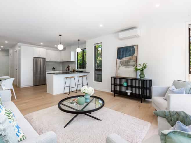 10/323 Riverside Drive, Waterloo