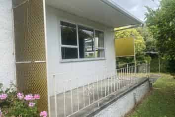 A/4 Sadlier Street, Stoke