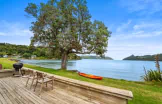 3 Foster Avenue, Huia