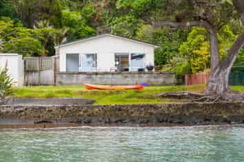 3 Foster Avenue, Huia