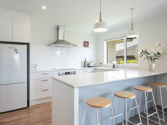 6 Langdale Drive, Richmond