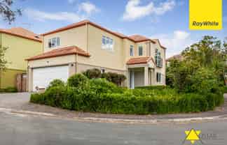 18 Stolford Crescent, New Lynn