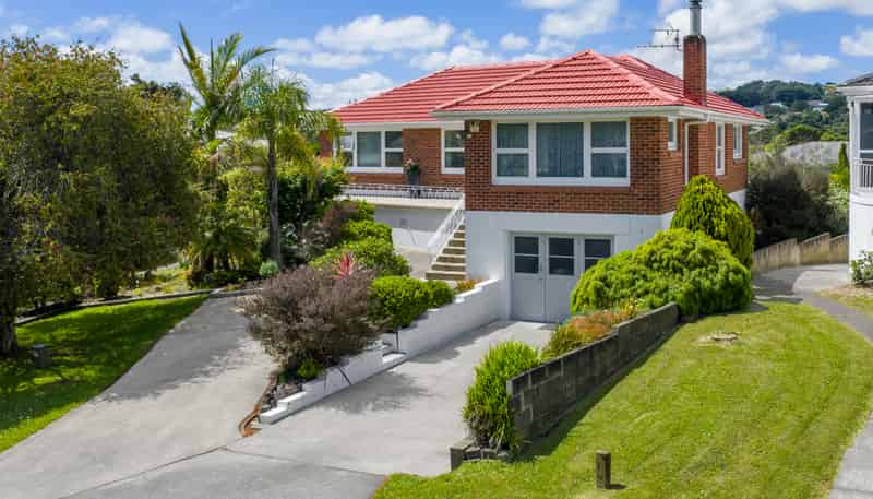 30 David Avenue, Hillpark