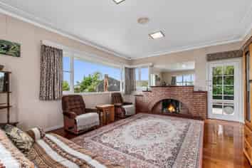 39 Keyte Street, Kensington