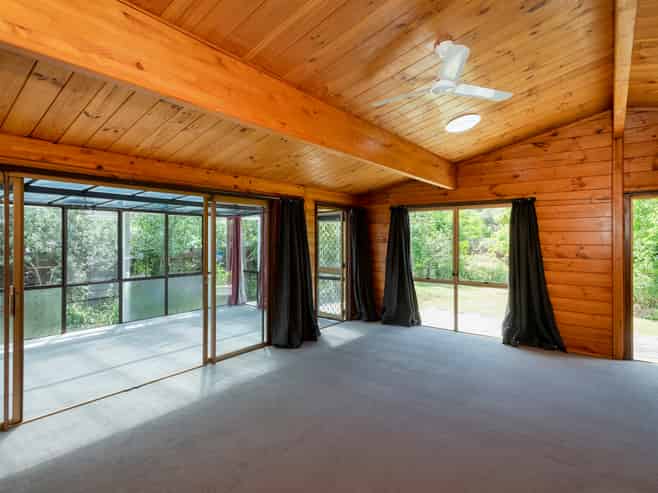 65 Iranui Road, Inner Kaiti