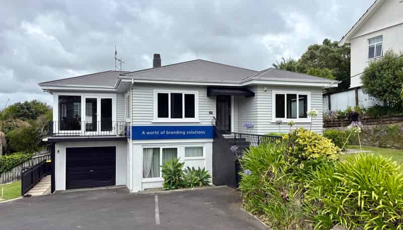 64 Fifteenth Avenue, Tauranga
