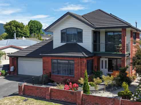 38 Andrew Street, Stoke