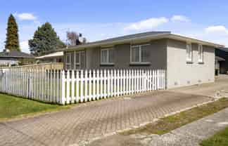 8 Kahu Street , Utuhina