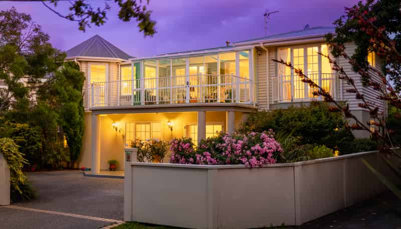 10 Douglas Street, Paraparaumu Beach