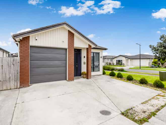 12 Millfield Lane, Papakura