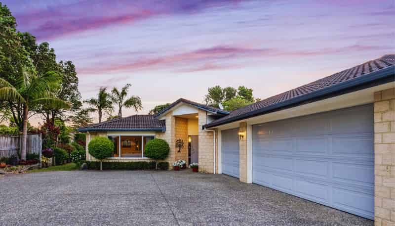 2 Landing Drive, Albany