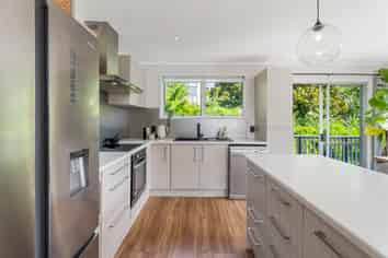 2/22 Sherie Place, Howick