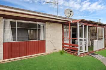 2/10 Scott Road, Papatoetoe