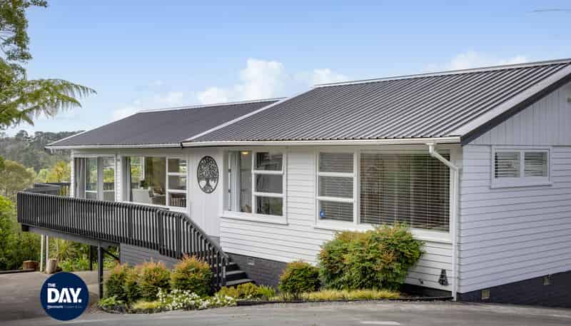 142 Glamorgan Drive, Torbay