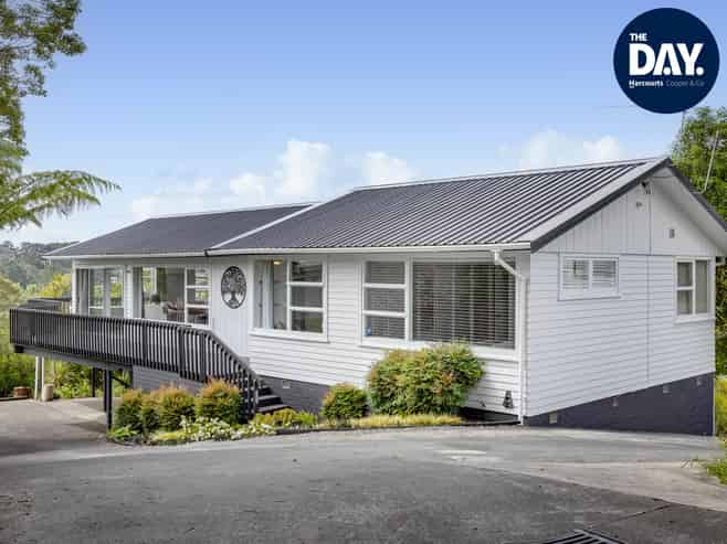 142 Glamorgan Drive, Torbay