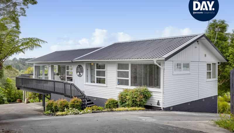 142 Glamorgan Drive, Torbay