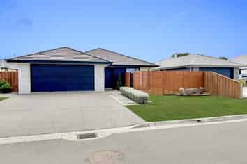 30 Quinn Cr, Woodend