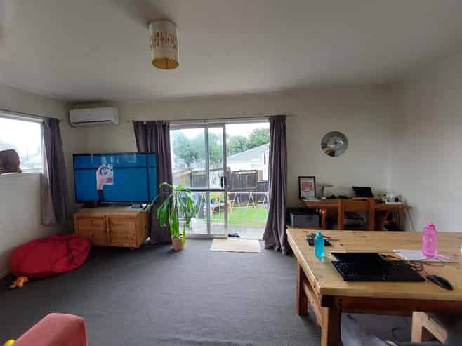 2/69 Spring Street, Onehunga