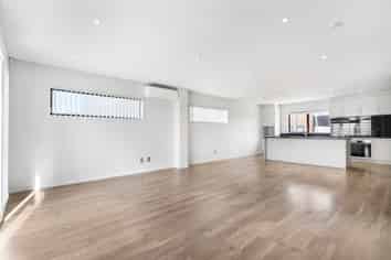 25 Meritage Lane, Te Atatu South