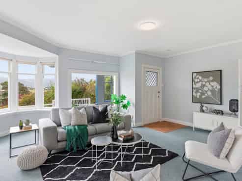 15 Golf Road, Paraparaumu Beach