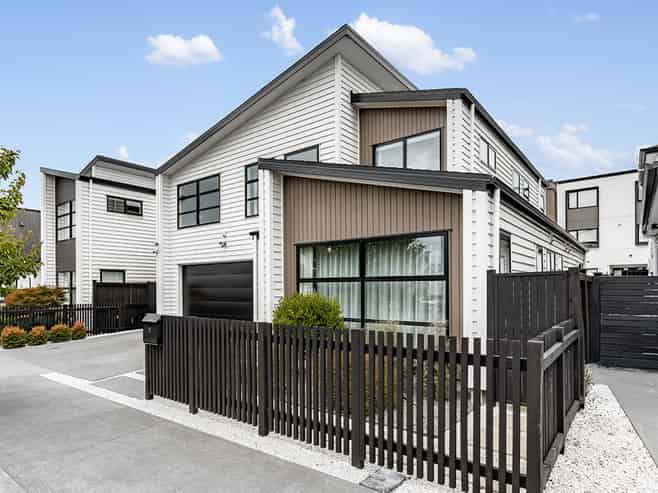 7 Sager Midgley Road, Hobsonville