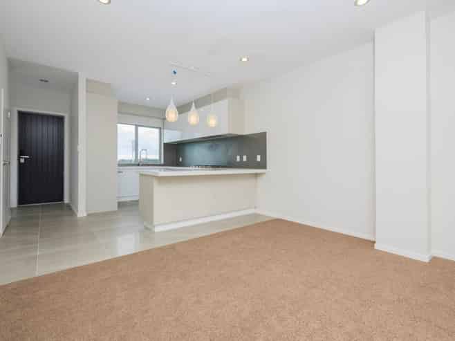 26 Pencaitland Drive, Flat Bush