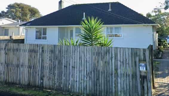18 A'Court Street, Hawera