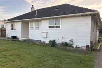 18 A'Court Street, Hawera