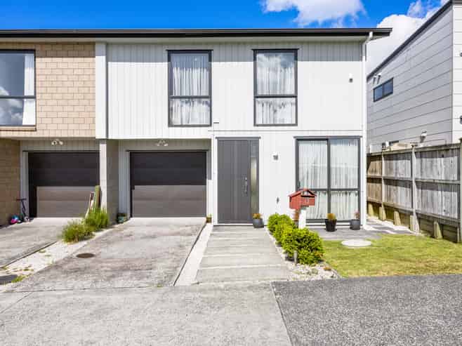 12 Toia Lane, Millwater