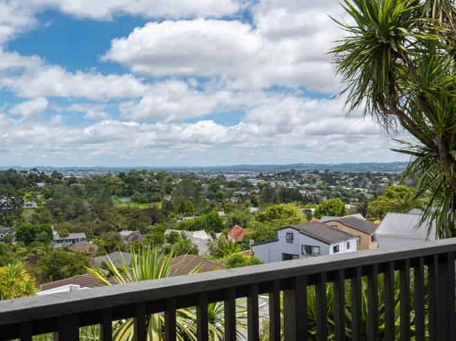 38C Birkdale Road, Birkdale