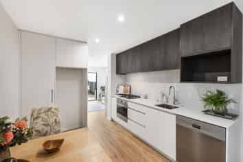 5,9 & 10/75 Vincent Street, Howick