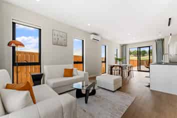 51 Ta Moko Drive, Gulf Harbour