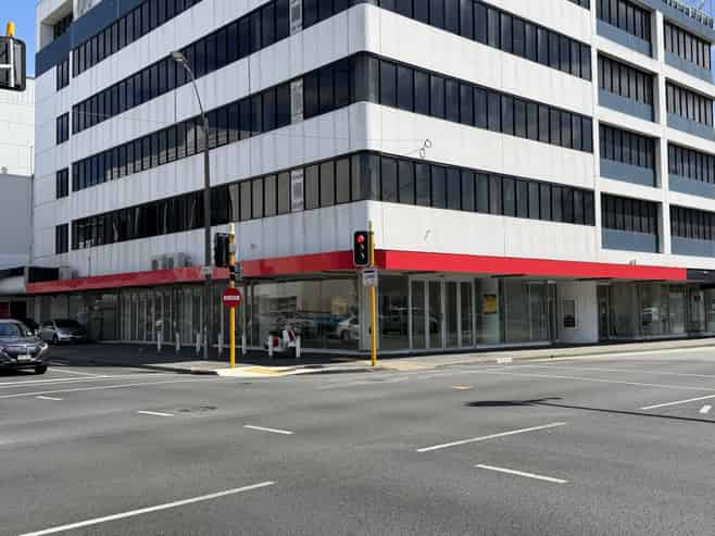 Prime Corner Showroom – Vivian Street & Cambridge Terrace