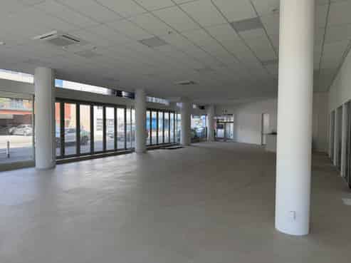 Prime Corner Showroom – Vivian Street & Cambridge Terrace