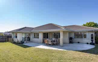 9 Panckhurst Drive, Woodend