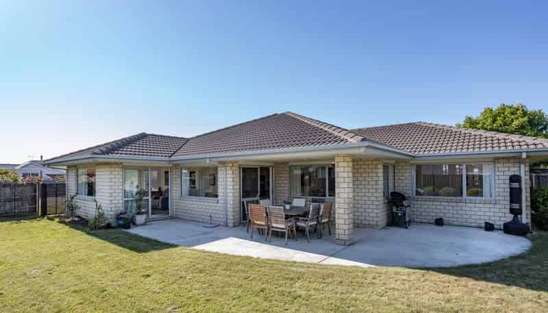 9 Panckhurst Drive, Woodend