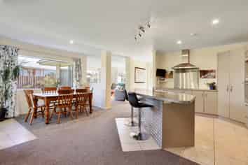 9 Panckhurst Drive, Woodend