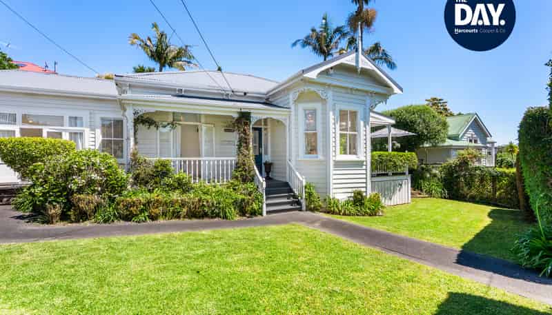 31 Shoal Bay Road, Devonport