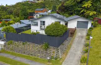 5 Picasso Grove, Belmont