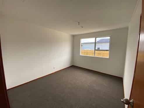 406B Avenue Road West, Hastings