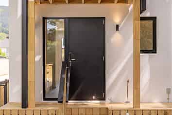  4 Elina Way, Heretaunga