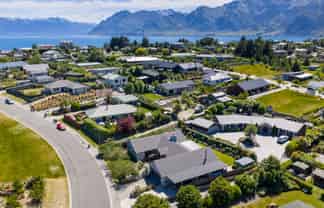 56 Nichol Street, Lake Hawea