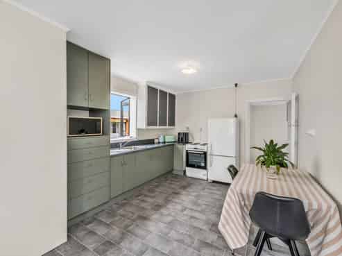 39 Leeston and Lake Road, Leeston