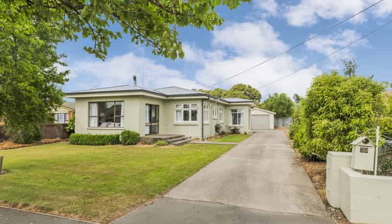 39 Leeston and Lake Road, Leeston