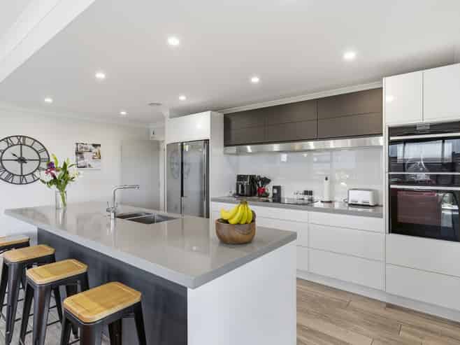 19 Taranui Way, Paraparaumu Beach