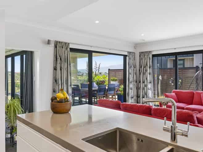 19 Taranui Way, Paraparaumu Beach