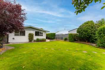 2/23 Baker Street, West End