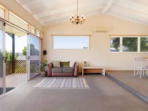 200 Welcome Bay Road, Welcome Bay