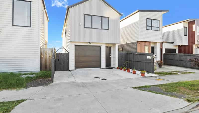 17 Kairakau Street, Takanini